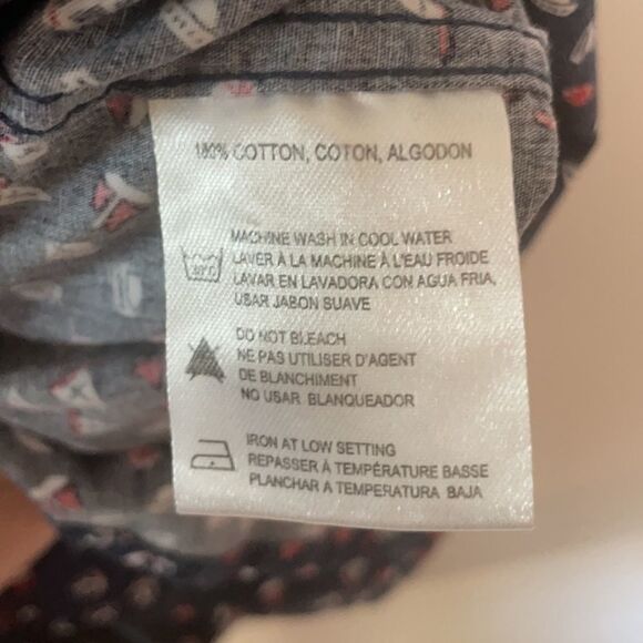 Charleston Threads button down shirt - Picture 5 of 6